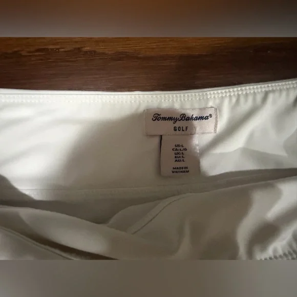 Tommy Bahama White Women's Skort - Picture 2 of 3